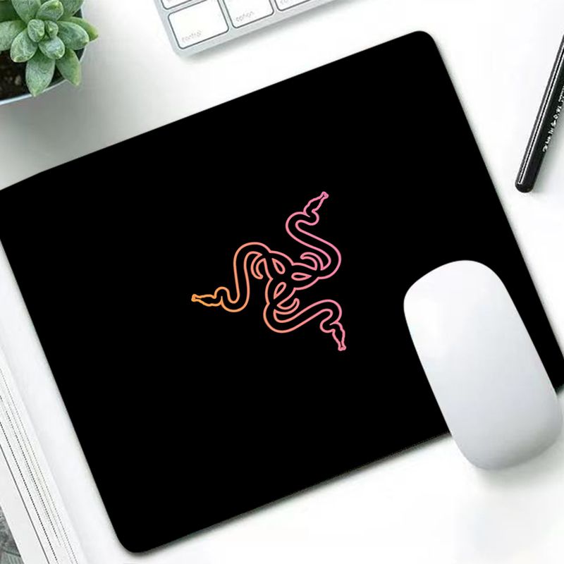 Desk Setup Ergonomic - Роскошный коврик для мыши Razer, аниме,